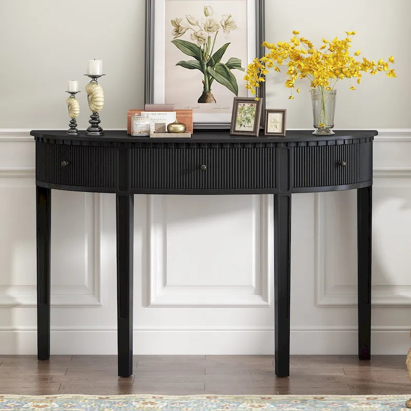 Moderne gebogen consoletafel met ladefronten met verticale strepen voor hal, gang of woonkamer