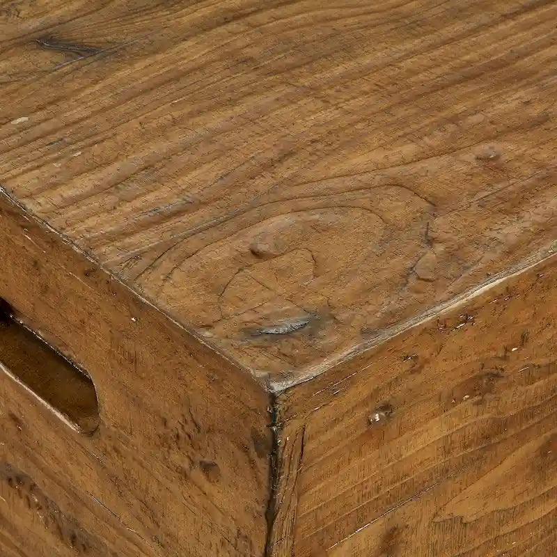 Mesa auxiliar tipo caja de madera rústica cuadrada