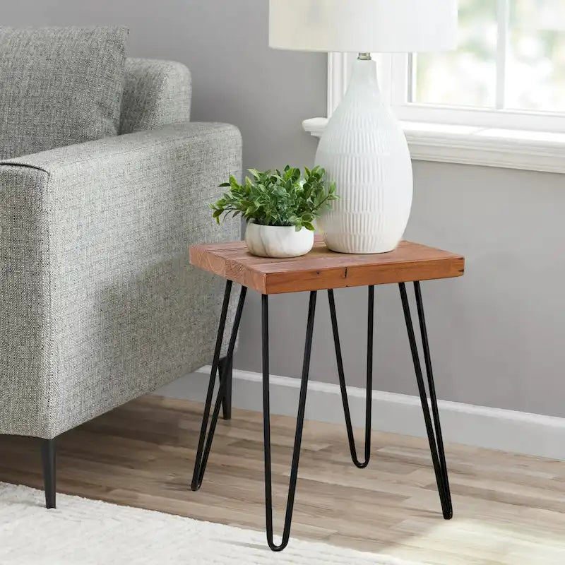 Mesa auxiliar de madera con patas de horquilla de hierro