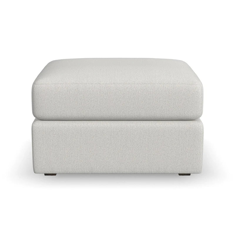 Stoffhocker in hellem Beige