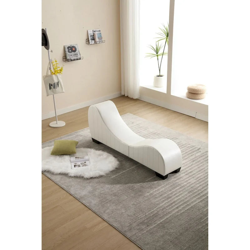 Chaise longue de yoga con tapizado de piel sintética y estructura curva