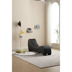Chaise longue de yoga con tapizado de piel sintética y estructura curva